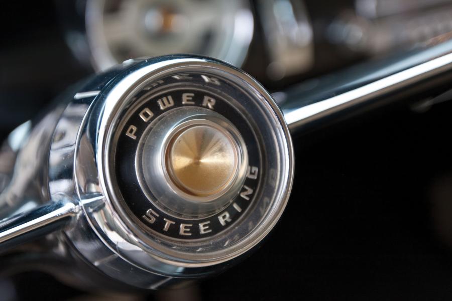 Детали интерьера Chrysler C-300 1955 года  (фото 66 из 98)